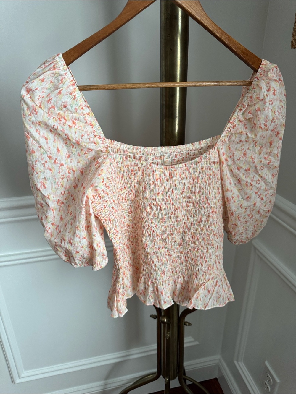 Heartloom Peach Floral Smocked Puff-Sleeve Top